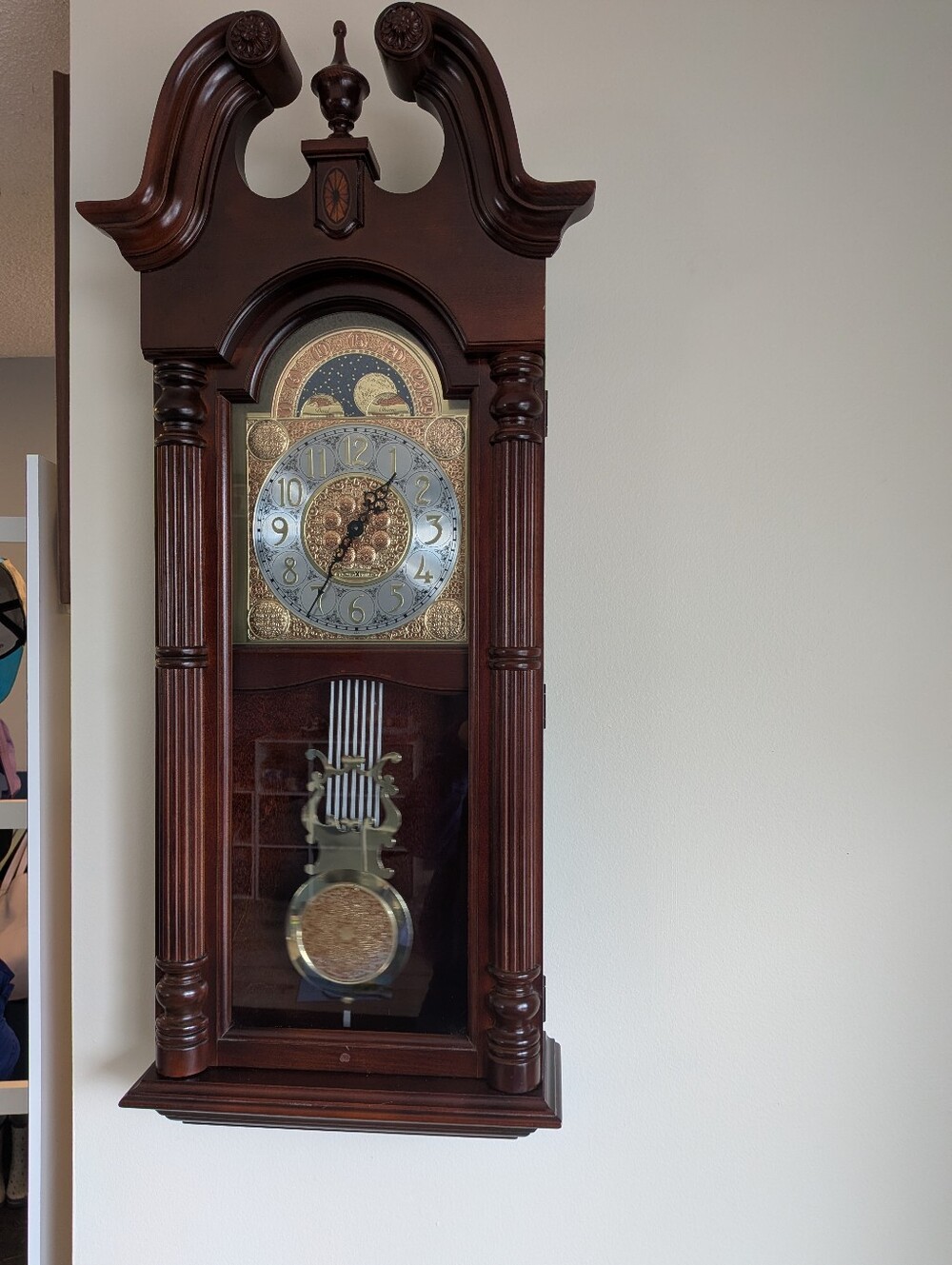 Howard Miller Wall Clock 620-226